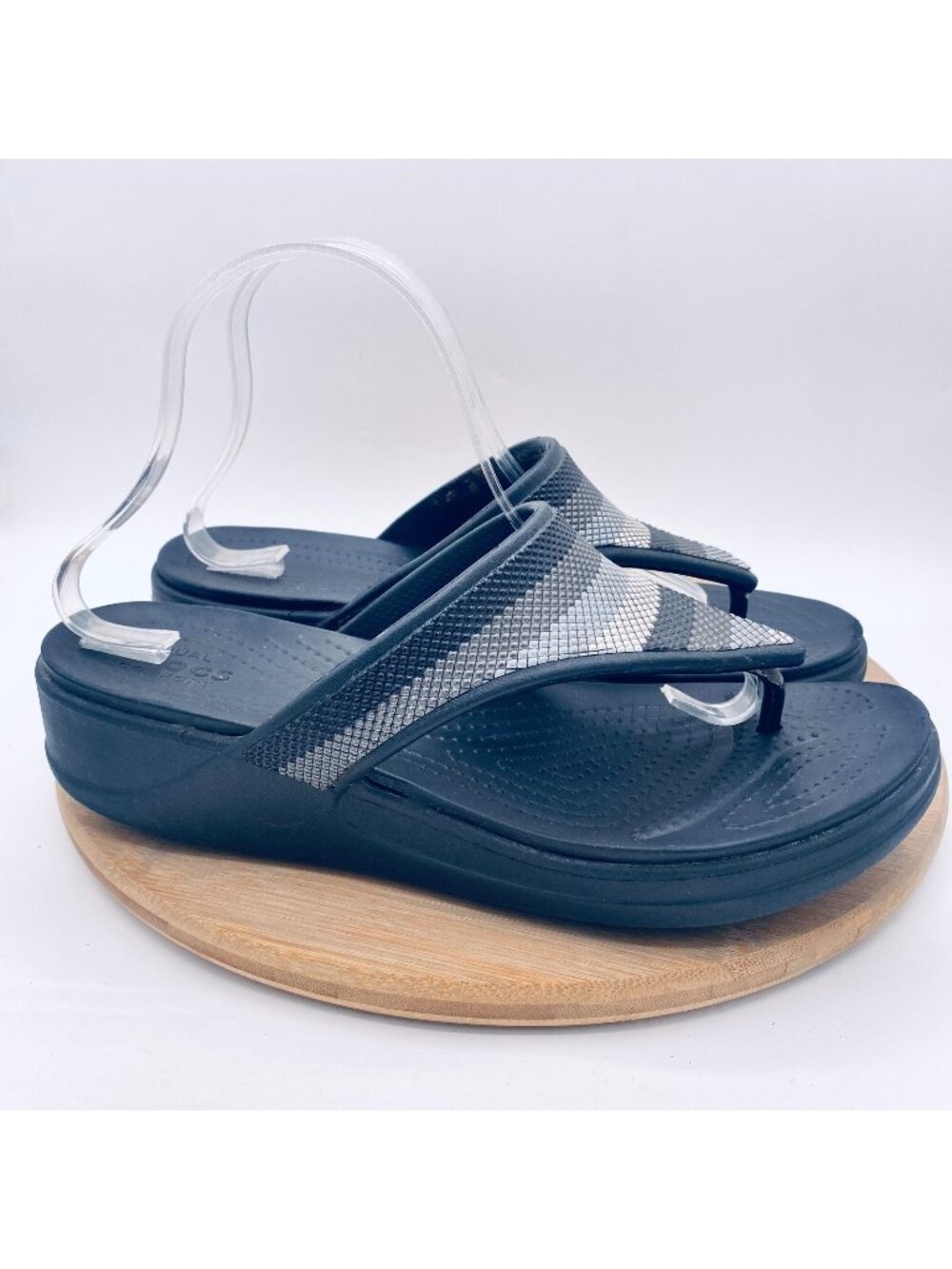 Crocs Monteray Sandals Womens 11 Black Rubber Beaded Sporty Flip Flops Platform
